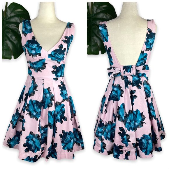 Betsey Johnson Dresses & Skirts - Betsey Johnson Fit & Flare Floral Print Open Bow Back Swing Dress